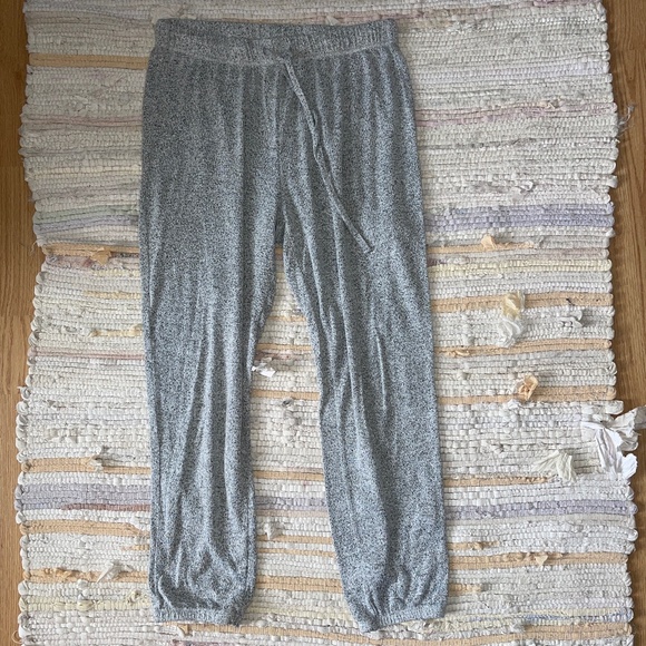 LOFT Sleep Heather Gray Long Sleeve / Pants Pajama Set Size Small - Picture 2 of 8